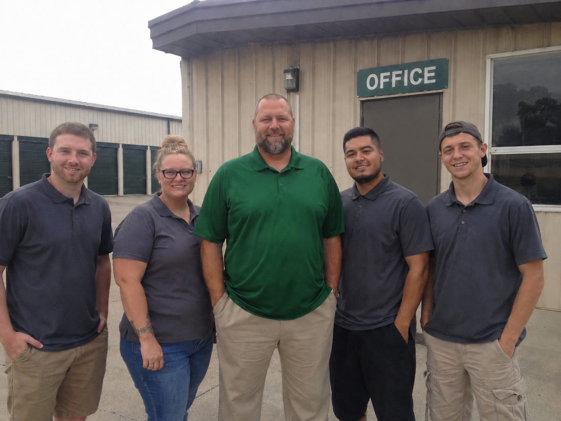 Pest control professionals in Cape Coral, FL